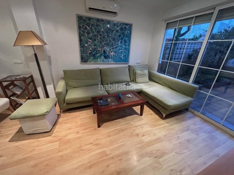 Foto 19dcb603-a2ea-47d2-a645-786c67386fc3. Reihenhaus mit parking in El Puerto Roquetas de Mar