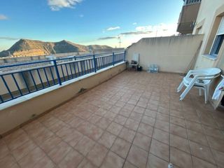 Flat  Calle higueras. Venta de piso de dos dormitorios en envía golf con terraza solea