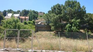 Terreny residencial a Calle la cortijuela 91. Solar urbano en cumbres verdes, la zubia