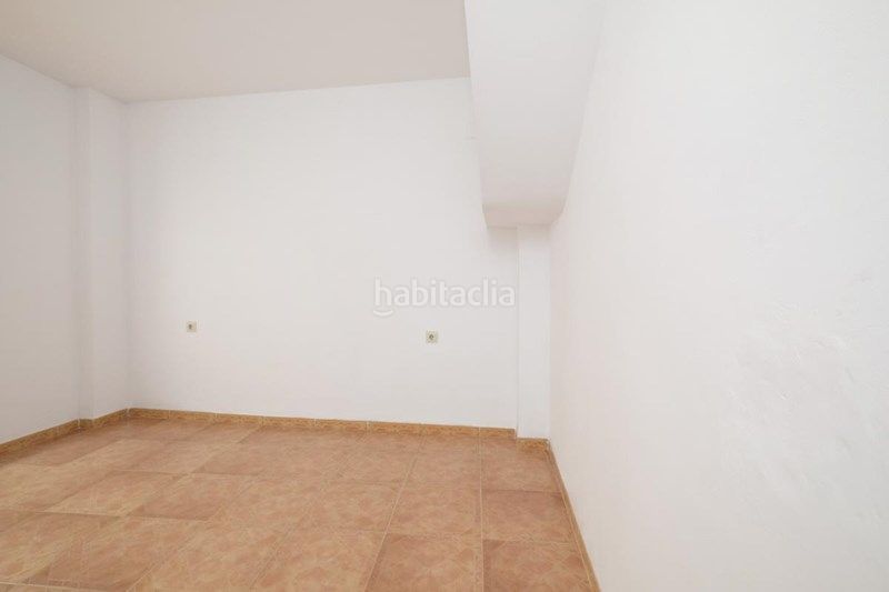 Foto 5b7a6761-ee7c-455a-9563-b82634fbaaef. Geschäftsraum in calle doctor rejón delgado 26 in Padul