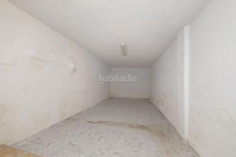 Foto ad54b586-515a-40da-abc5-54a452cf025a. Geschäftsraum in calle doctor rejón delgado 26 in Padul