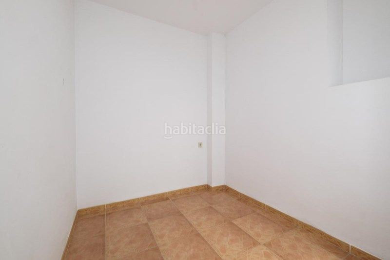 Foto b670e2f9-1aa1-4fc1-bbb7-8dd73633df6d. Geschäftsraum in calle doctor rejón delgado 26 in Padul