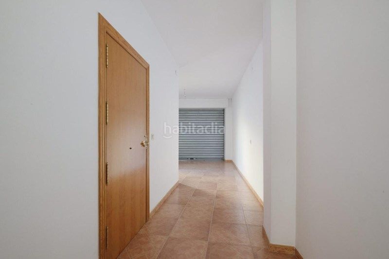 Foto f1b51b60-f62b-4f86-8e28-2e170c3a3050. Geschäftsraum in calle doctor rejón delgado 26 in Padul