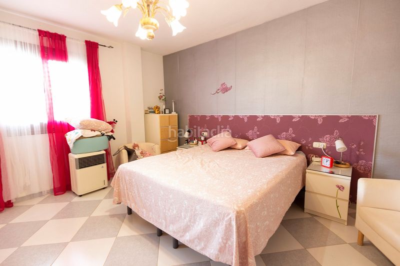 Foto 55e53f10-2f0b-4a8b-8f38-957db3247f9b. Casa amb aparcament a Padul