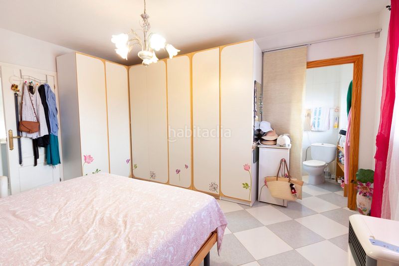 Foto 6d1875e5-6b2f-4b8a-9c48-0627587f6071. Casa amb aparcament a Padul