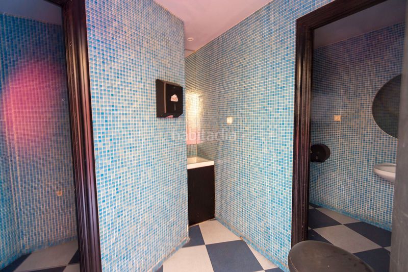 Foto f2f2b0e6-1f75-4ac9-ba8c-41ec937c8ae2. Casa amb aparcament a Padul