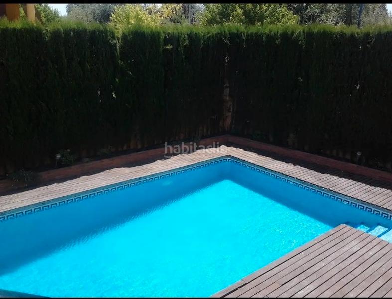 Foto dbe7ddac-ae89-446c-85a6-a9628d6719e6. Chalet in avenida ernesto che guevara 1 in Maracena