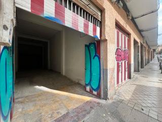 Local Comercial en Calle Cristo de la Yedra 17