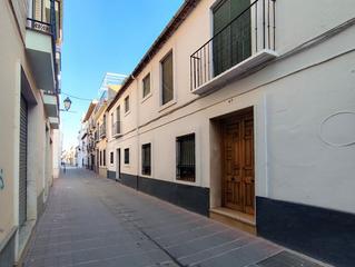 Casa a Calle ronda sevilla 45. ¡oportunidad! dos casas con patio y terraza en santa fe