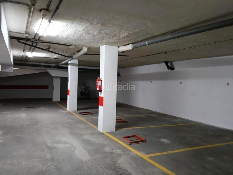 Foto 2ba86768-ac18-4d8e-b650-f4a94333cd6d. Local comercial en calle juan de la cosa 1 cochera con 12 plazas en Santa Fe