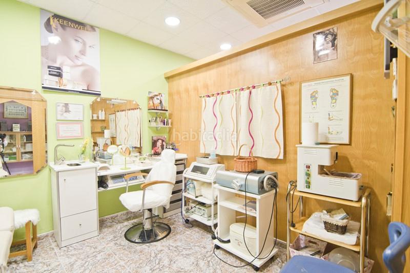 Foto b6ba790b-82b2-410d-a355-73e2b0a6ec30. Local comercial en calle rafael alberti 3 local comercial céntrico en Motril