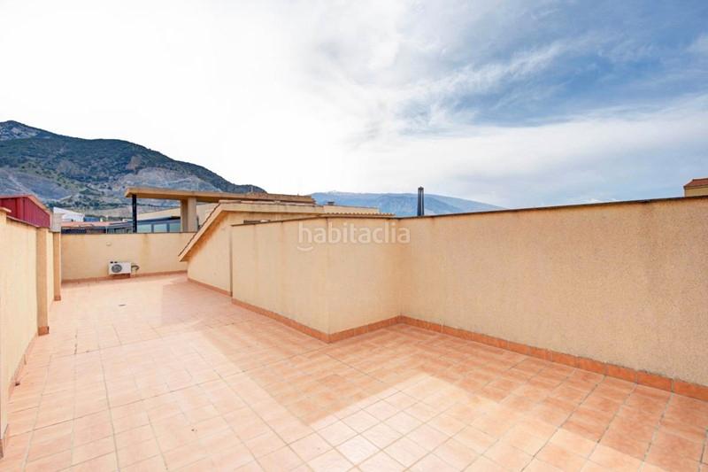 Foto 36f8f811-77d2-4a29-886f-9b0c77373f68. Duplex in calle mariana pineda 24 in Padul