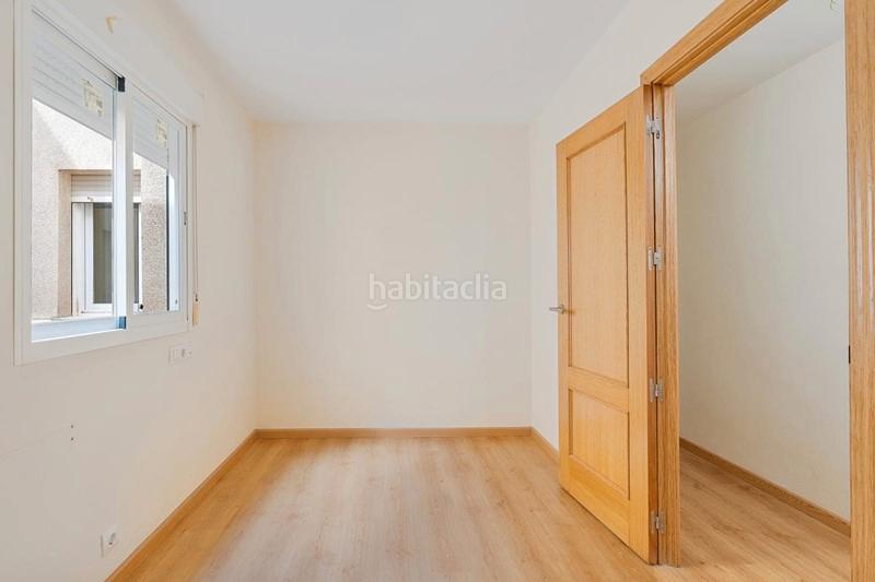 Foto e96b232d-640e-437d-8ca6-4ff3724745a8. Duplex in calle mariana pineda 24 in Padul