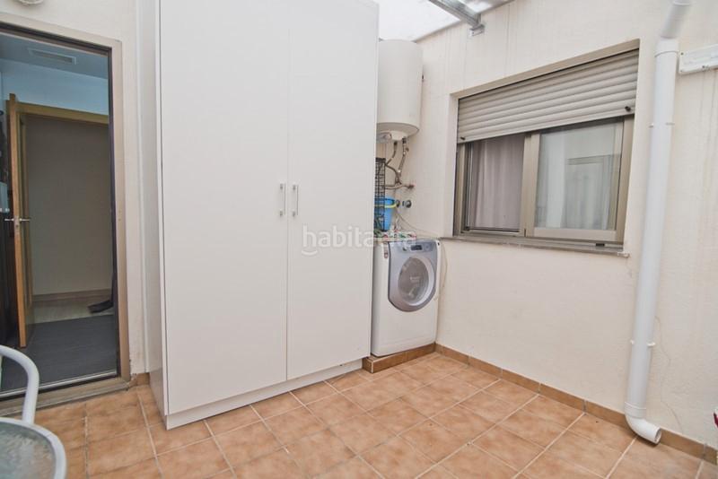 Foto 1a714ac2-5ce0-45d6-9640-2c2c864d2b63. Piso en calle fundición 10 piso con patio en el centro en Motril