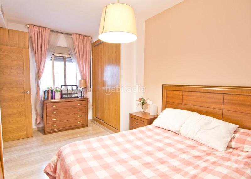 Foto 2277c2d8-a092-4559-9265-7355d1904c0c. Piso en calle fundición 10 piso con patio en el centro en Motril