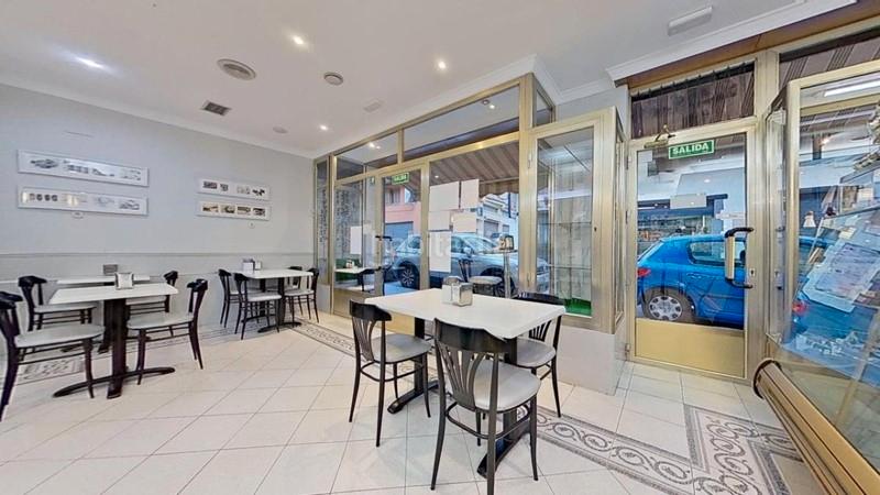 Foto 0c7a2ffb-83b7-4acb-8734-951af7aced85. Local commercial dans calle garcía lorca 20 dans La Zubia Ciudad Zubia (La)