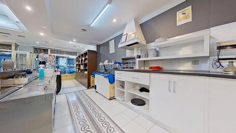 Foto 8b289005-277d-4570-ae12-8310064771da. Local commercial dans calle garcía lorca 20 dans La Zubia Ciudad Zubia (La)