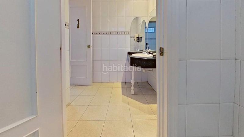 Foto 959e1551-7b6f-41b3-9949-fcdde817fca6. Local commercial dans calle garcía lorca 20 dans La Zubia Ciudad Zubia (La)