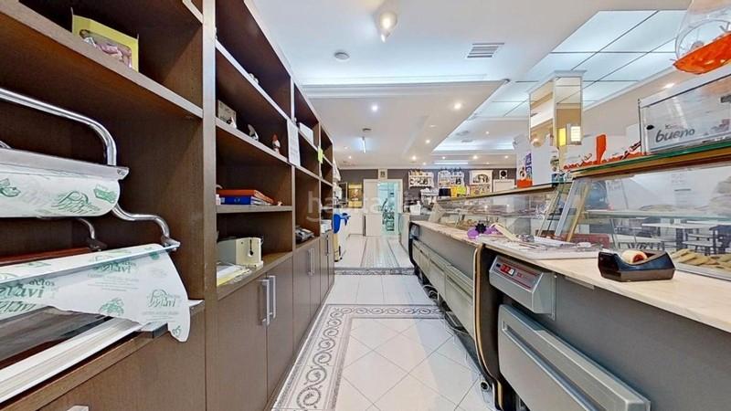 Foto a8edf36b-d8f6-43a7-9c26-cb83f56b3f99. Local commercial dans calle garcía lorca 20 dans La Zubia Ciudad Zubia (La)