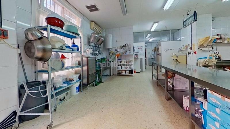 Foto b7549cde-0dd0-4501-9281-921c32a6e36f. Local commercial dans calle garcía lorca 20 dans La Zubia Ciudad Zubia (La)