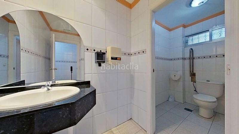 Foto e69874da-5e6e-43eb-a1cd-ab13aac62765. Local commercial dans calle garcía lorca 20 dans La Zubia Ciudad Zubia (La)