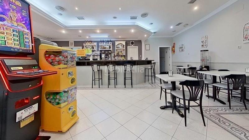 Foto ff7f5289-a87c-41d1-9c5b-89460583e816. Local commercial dans calle garcía lorca 20 dans La Zubia Ciudad Zubia (La)