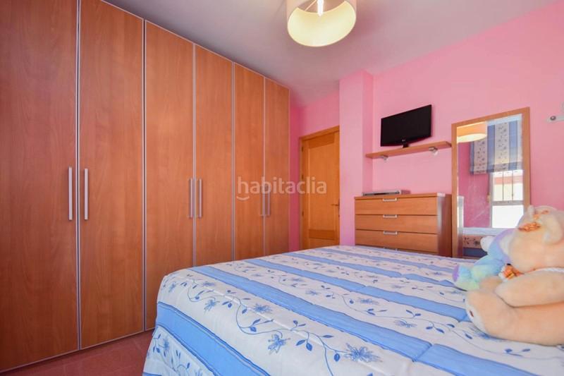 Foto 56d8bd78-20b3-43d6-a7aa-c672084fd9de. Casa adossada a avenida pablo picasso 2 a Polideportivo Alhendín