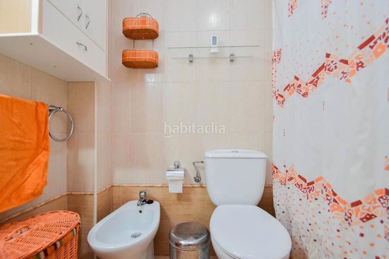 Foto ffb9e16c-63e6-40da-961f-cef90ce65161. Casa adossada a avenida pablo picasso 2 a Polideportivo Alhendín