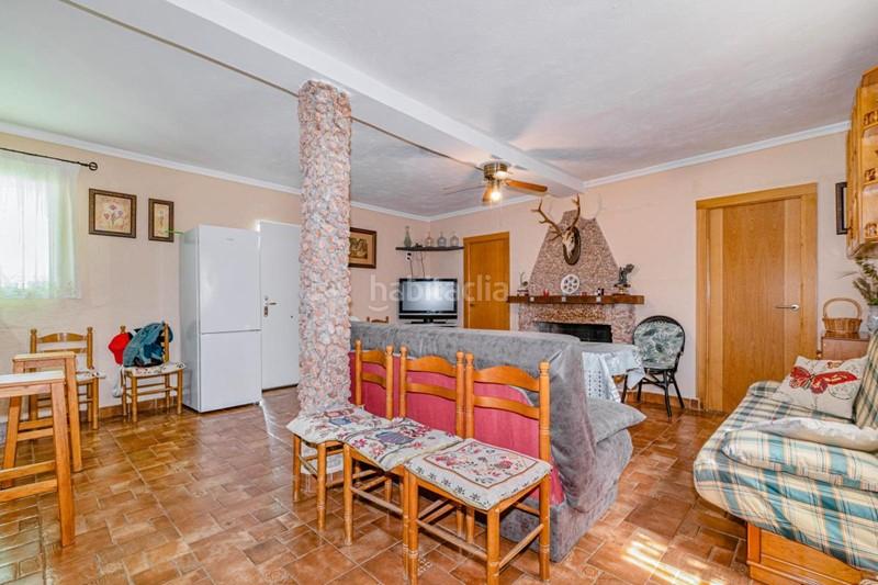 Foto 0b9d122e-65e8-4395-9afe-9fc62d7f6120. Masía finca rústica con construcción en Pinos Puente