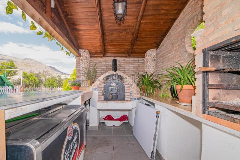Foto a24810ec-e5d5-4464-8d8b-2b3032cc0a40. Masía finca rústica con construcción en Pinos Puente