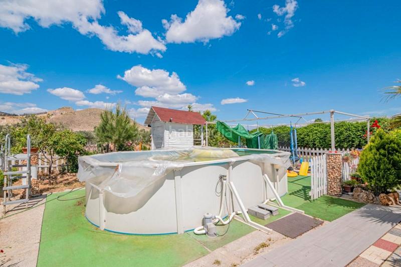 Foto af1010f7-e442-44d1-b4fa-e59a17d38fc4. Masía finca rústica con construcción en Pinos Puente