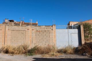 Terreny residencial a Calle valle inclán 11. Parcela urbanizable de 203 m2 en padul