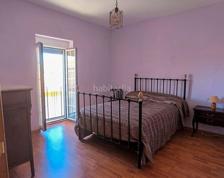 Foto 32d062ee-3ad0-42a6-8dac-8622eb4b2f10. Casa in calle maestro fernando fernández castilla 3 in Padul