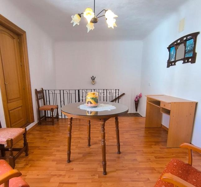 Foto 8c56d3cd-e436-4188-9ee9-8ac039f913b3. Casa in calle maestro fernando fernández castilla 3 in Padul