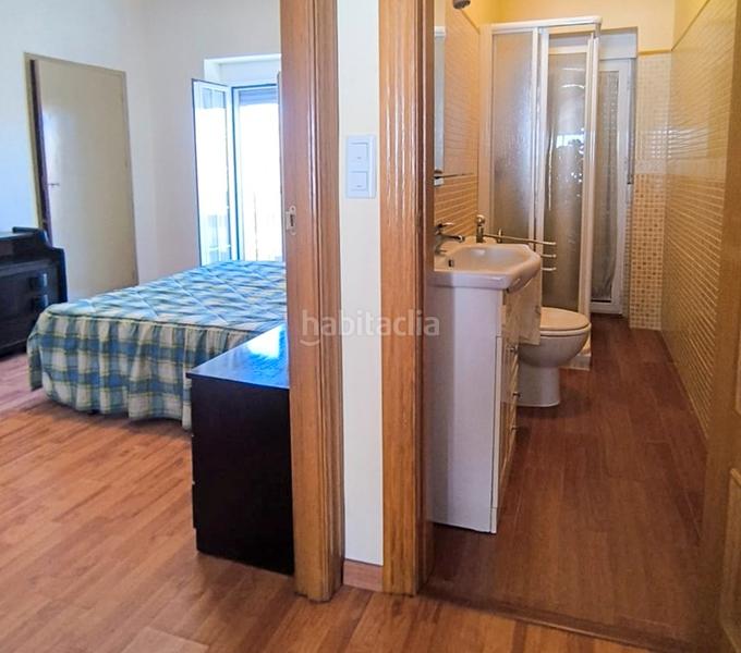 Foto 90485849-a418-4436-96a6-4add5d4f55f7. Casa in calle maestro fernando fernández castilla 3 in Padul