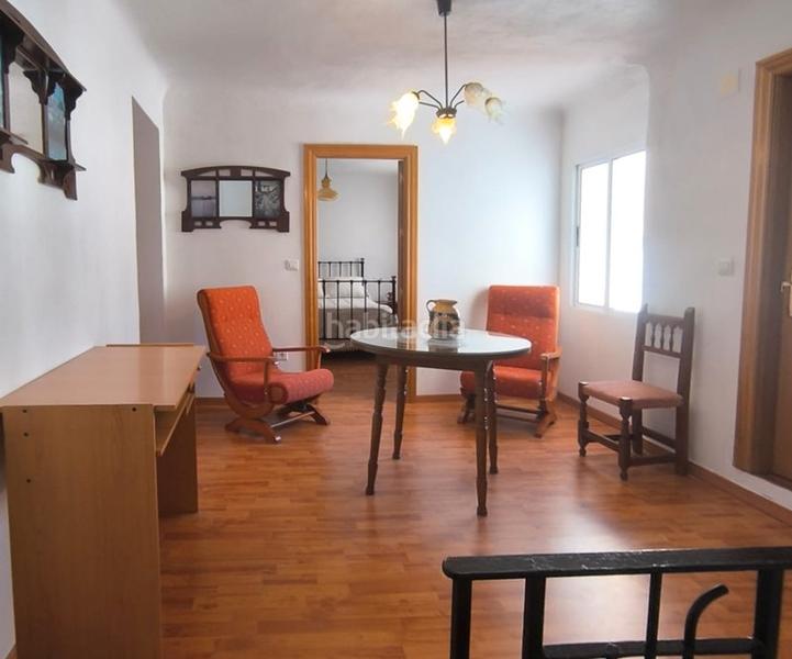 Foto fba75e19-2d72-4e36-b314-a084b42d7cfa. Casa in calle maestro fernando fernández castilla 3 in Padul