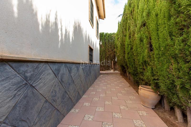 Foto 048df4bc-6631-4fe3-8d3a-8e0642668030. Xalet a calle e-2 92 a Padul