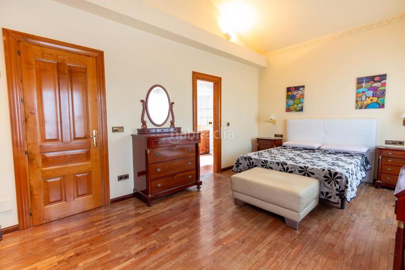 Foto b50d9d05-6c1a-4801-9542-a888440e8e56. Xalet a calle e-2 92 a Padul