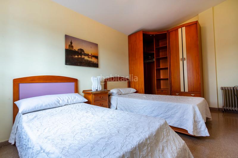 Foto f5a0ebbd-92a0-4c91-b5b5-1936751fe86b. Xalet a calle e-2 92 a Padul