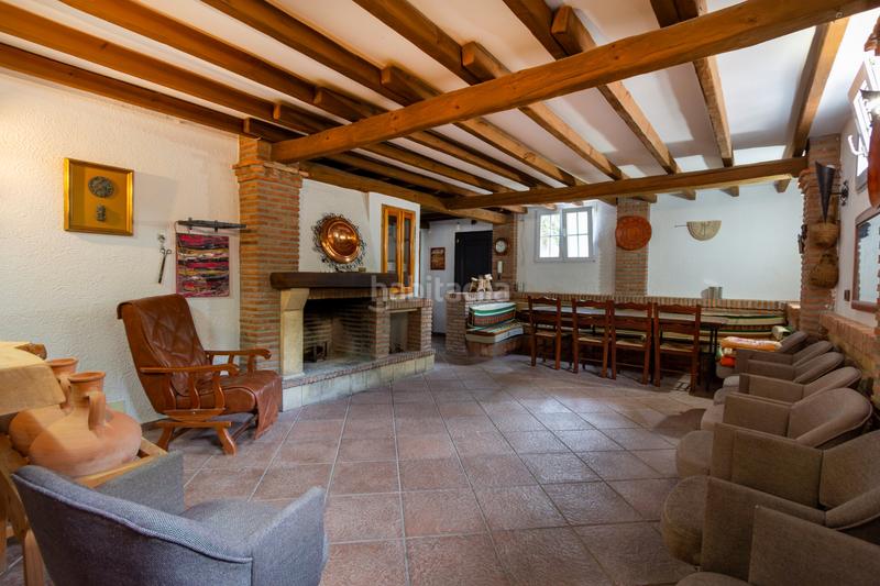 Foto f6bb977f-53a9-4f30-9918-1707e8aaf231. Xalet a calle e-2 92 a Padul