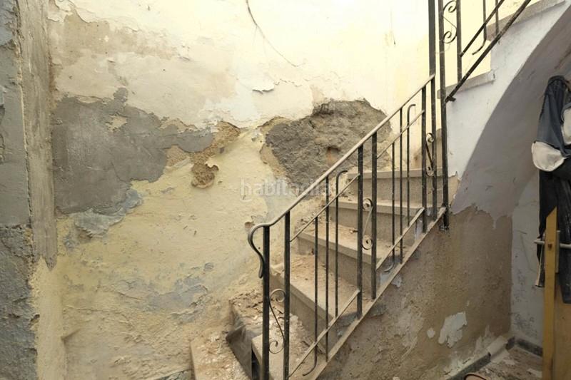 Foto d5dbcffa-dbad-4e24-a397-ae7ab034b8b1. Casa en calle angosta 7 casa con terraza para reformar en Padul