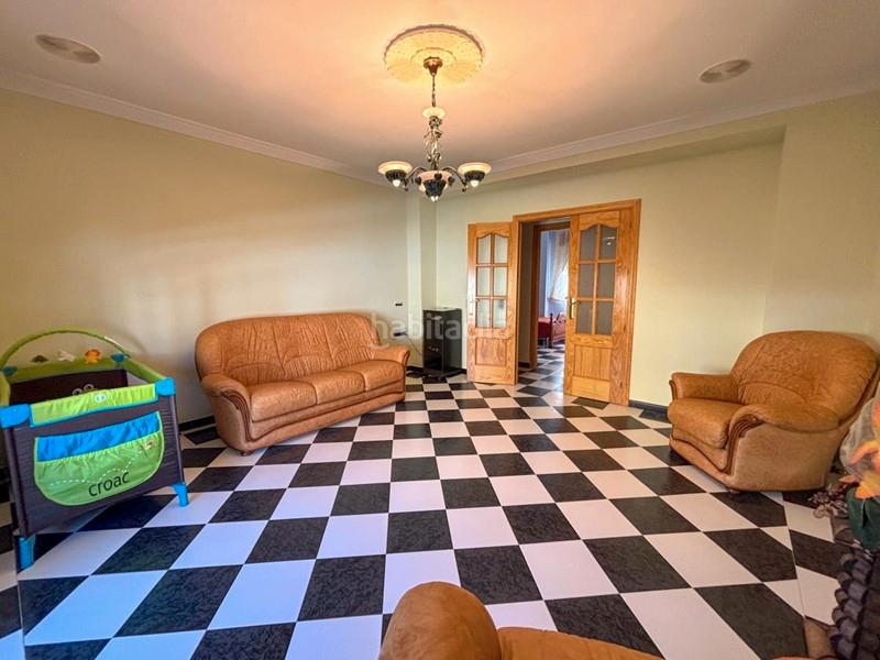 Foto 1ee5030e-b034-4666-96cb-9affda3e5b72. Haus mit parking in Atarfe