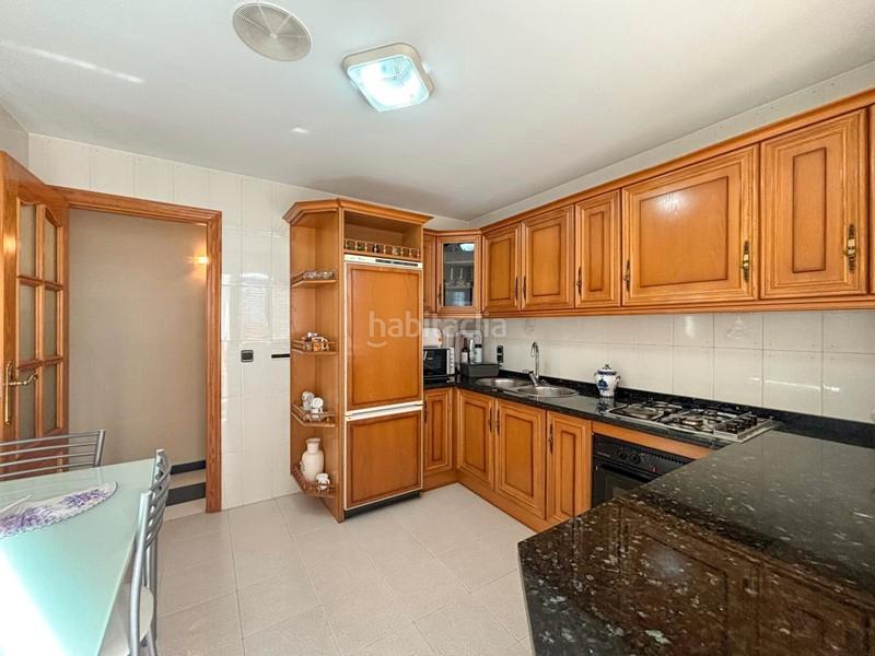 Foto df16588a-2a88-4b85-94b6-f4558e6b0734. Haus mit parking in Atarfe