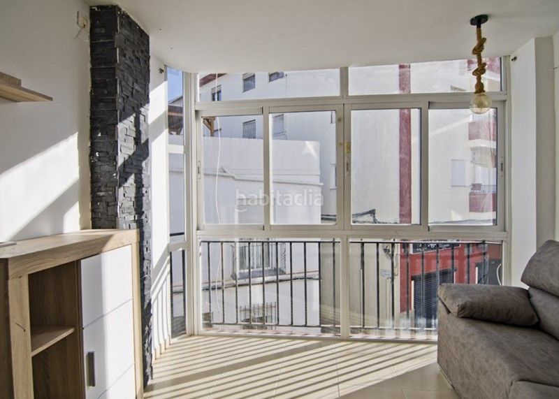 Foto a943ee07-11ae-4588-a848-a7b0e6deb044. Piso en calle era 1 piso de dos dormitorios en el centro en Motril