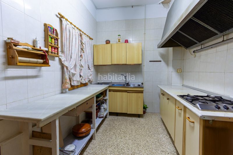 Foto ea800686-fce8-4cee-a523-9ce4f7e2aabf. Casa a calle real 117 a Padul