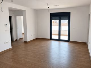 Piso  Calle eras bajas 4. Piso a estrenar con cochera cerrada en churriana