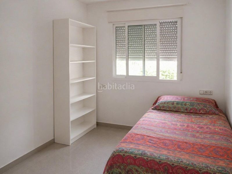 Foto c2ece858-0baa-42c7-915b-b8504596d725. Casa a calle avellano 3 a Dúrcal