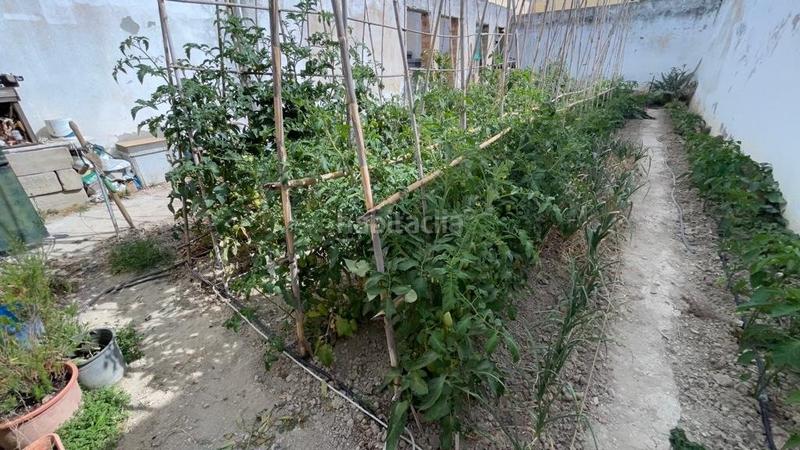 Foto d5cb9626-6df8-4029-8674-a35e50552a40. Terreno residencial parcela con garaje en Núcleo urbano Chiclana de la Frontera