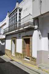 Maison à Núcleo urbano. Casa para reformar integramente en centro urbano en chiclana de