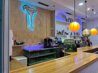 Geschäftsraum in Núcleo urbano. Venta de local comercial con inquilino